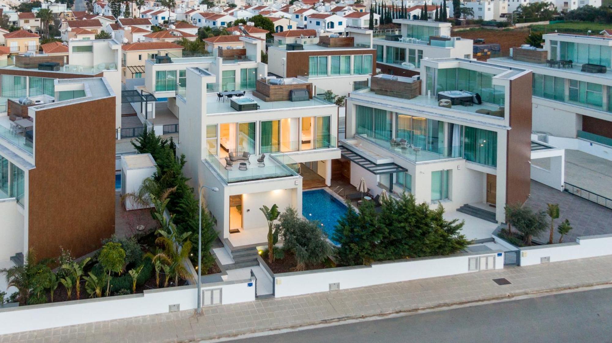 Seaview Luxury Villa Jacuzzi & Pool! 2 Min Beach Protaras Exterior foto